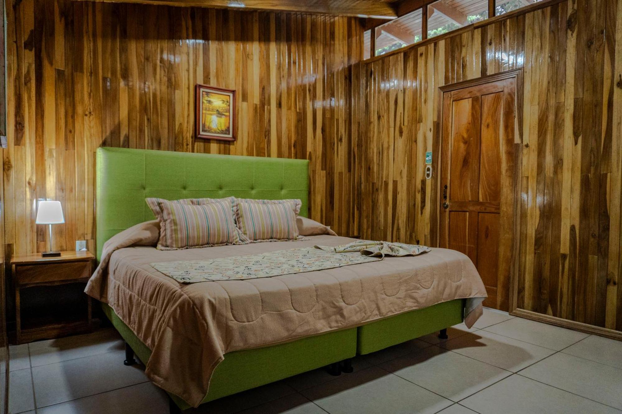 Los Pinos Cabins&Reserve Monteverde Habitación foto
